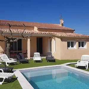 casevielle-le-haut.hotels-rhonealpes.com/